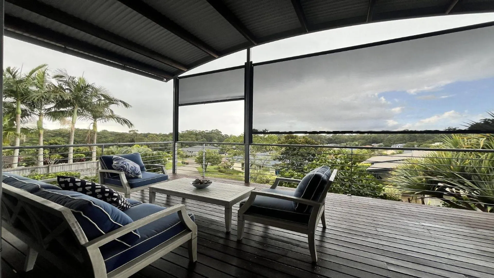 Gallery Place Caloundra West Holiday home